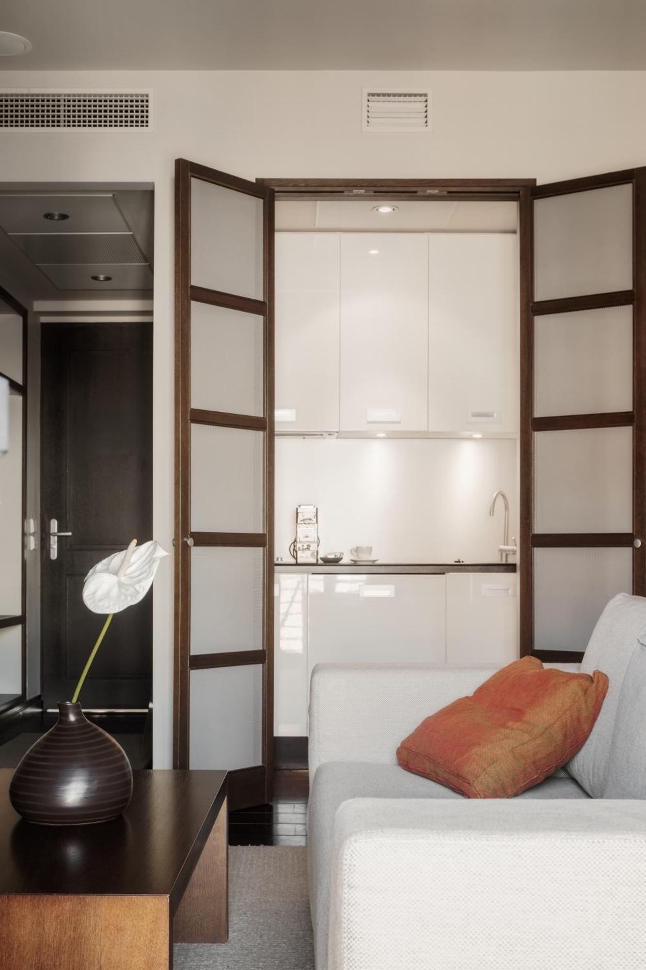 Hotel Bergs Suites Ryga Zewnętrze zdjęcie