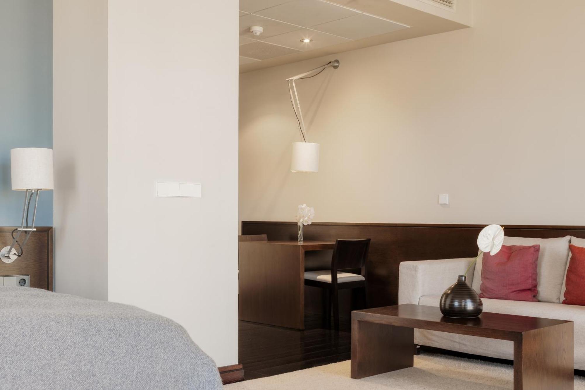 Hotel Bergs Suites Ryga Zewnętrze zdjęcie
